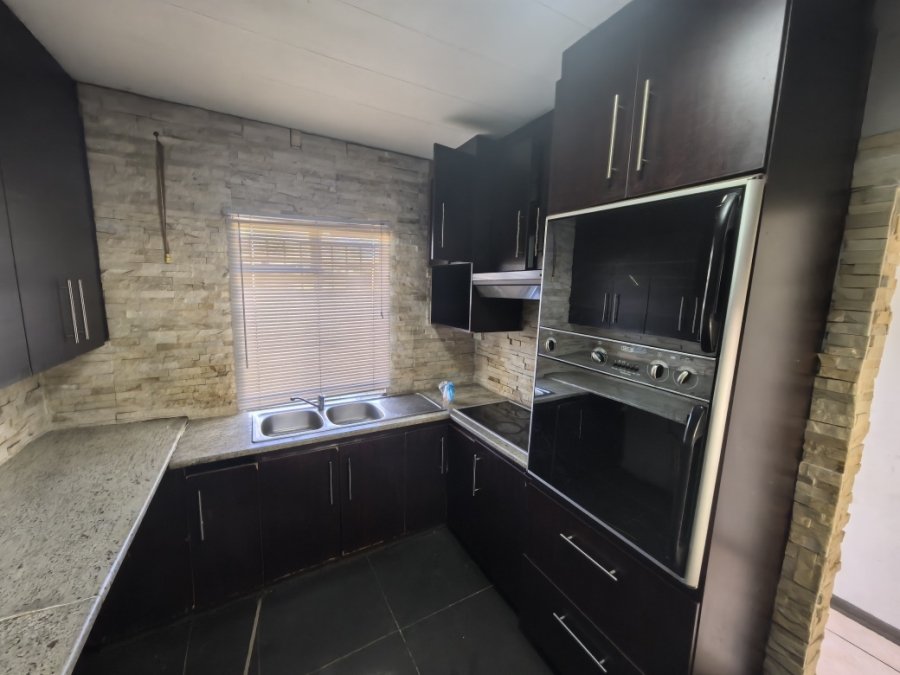 To Let 2 Bedroom Property for Rent in Navalsig Free State